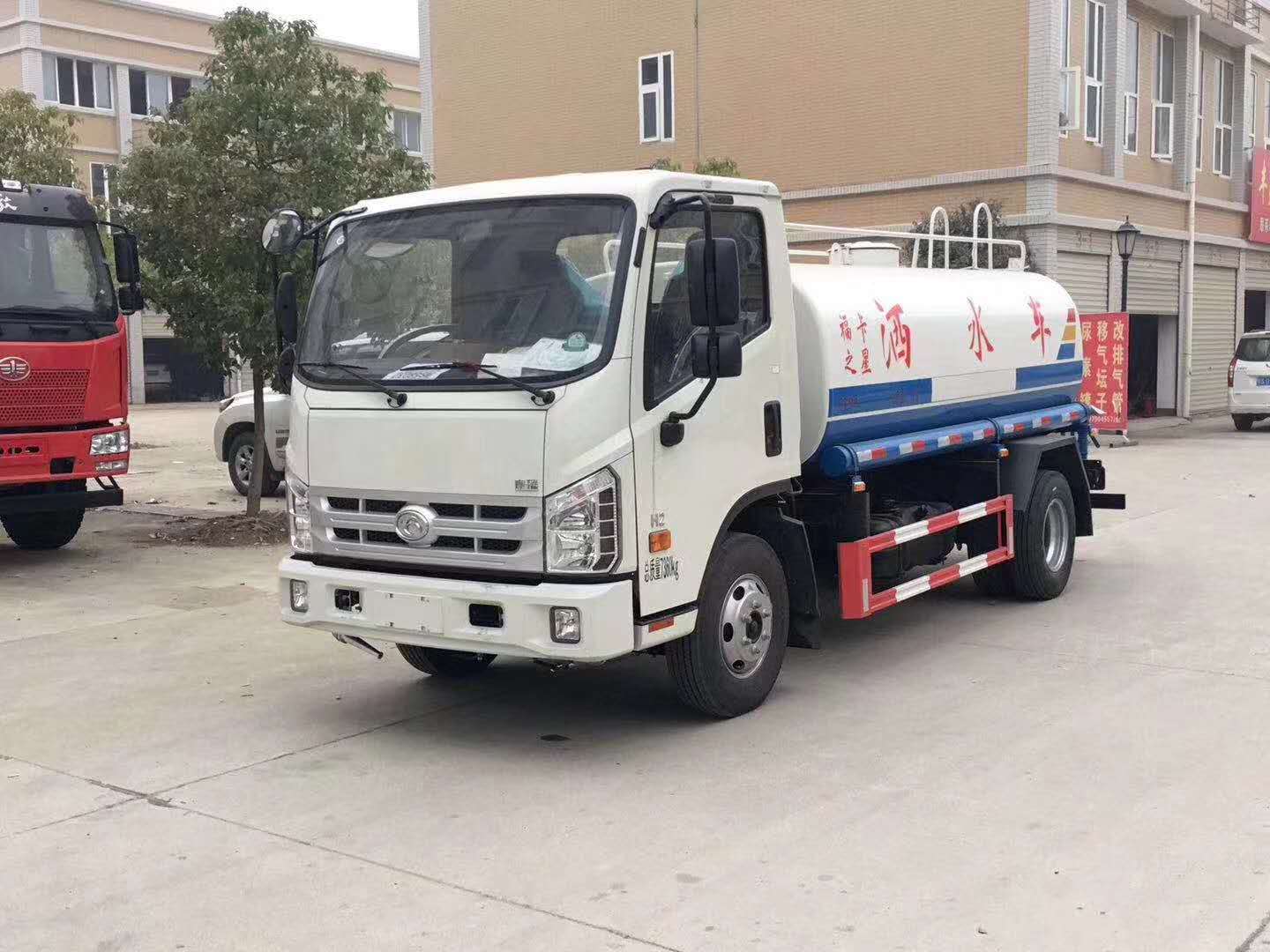 福田康瑞6吨洒水车